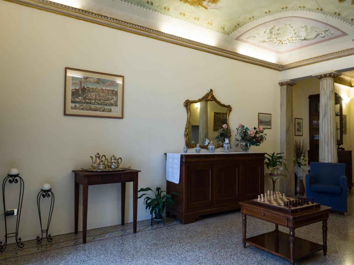 Residenza D'Epoca " Il Campo" By Francigenaapartments Sienne Extérieur photo