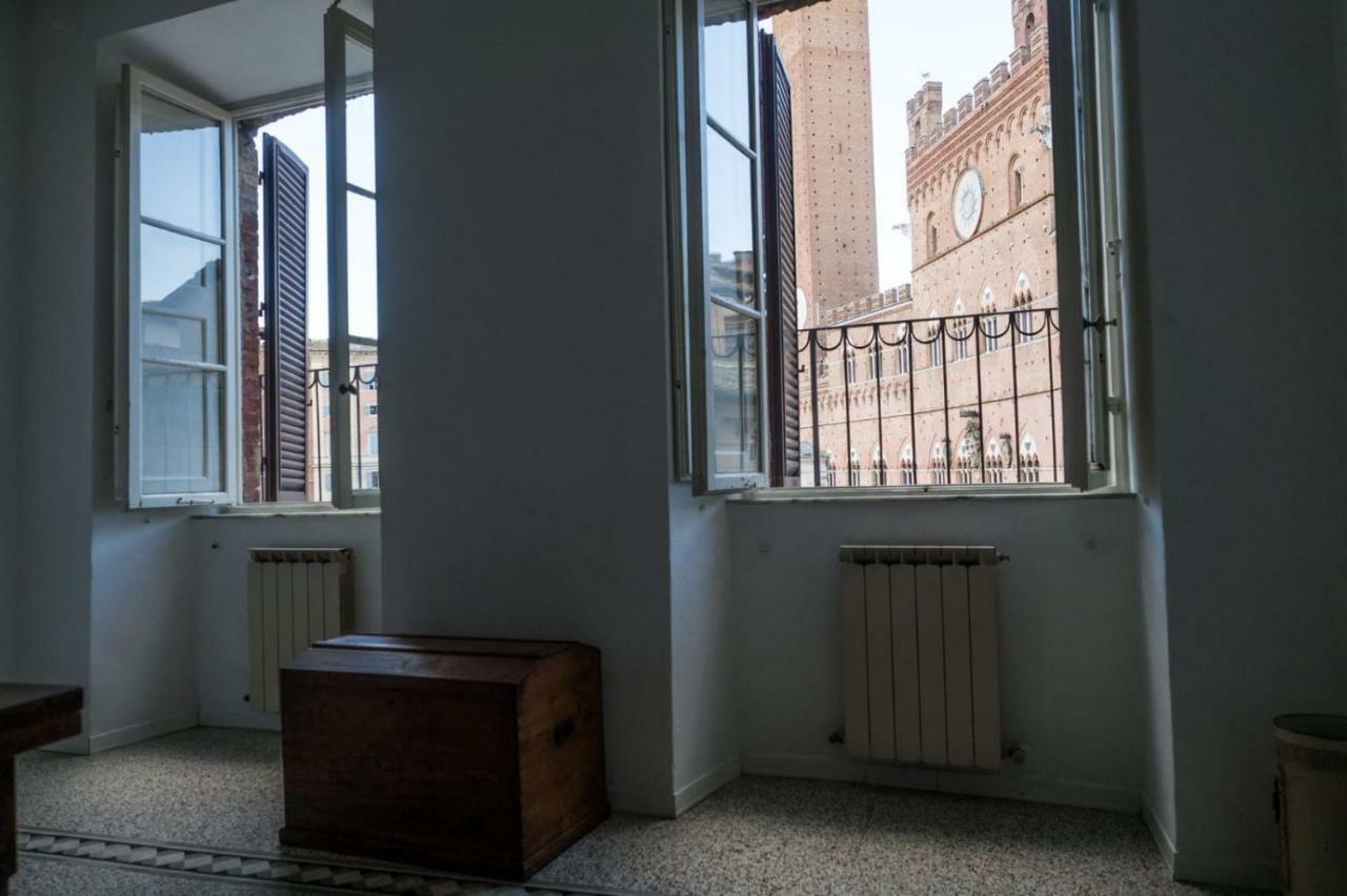 Residenza D'Epoca " Il Campo" By Francigenaapartments Sienne Extérieur photo