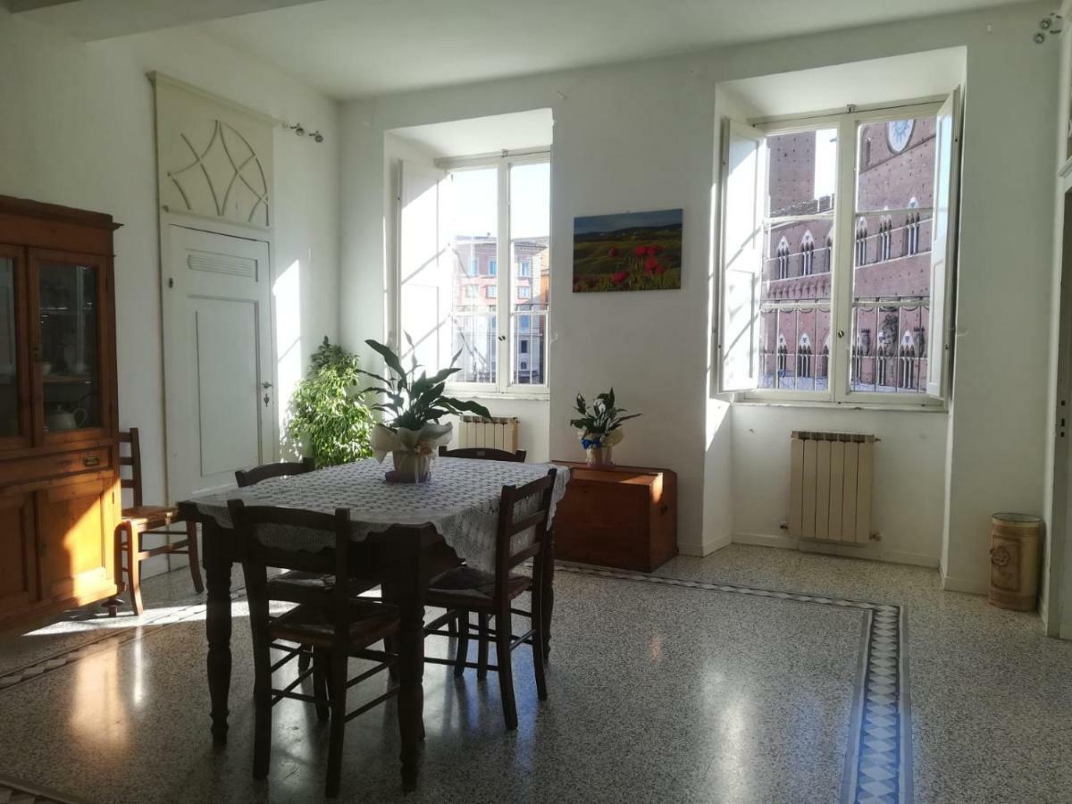 Residenza D'Epoca " Il Campo" By Francigenaapartments Sienne Extérieur photo
